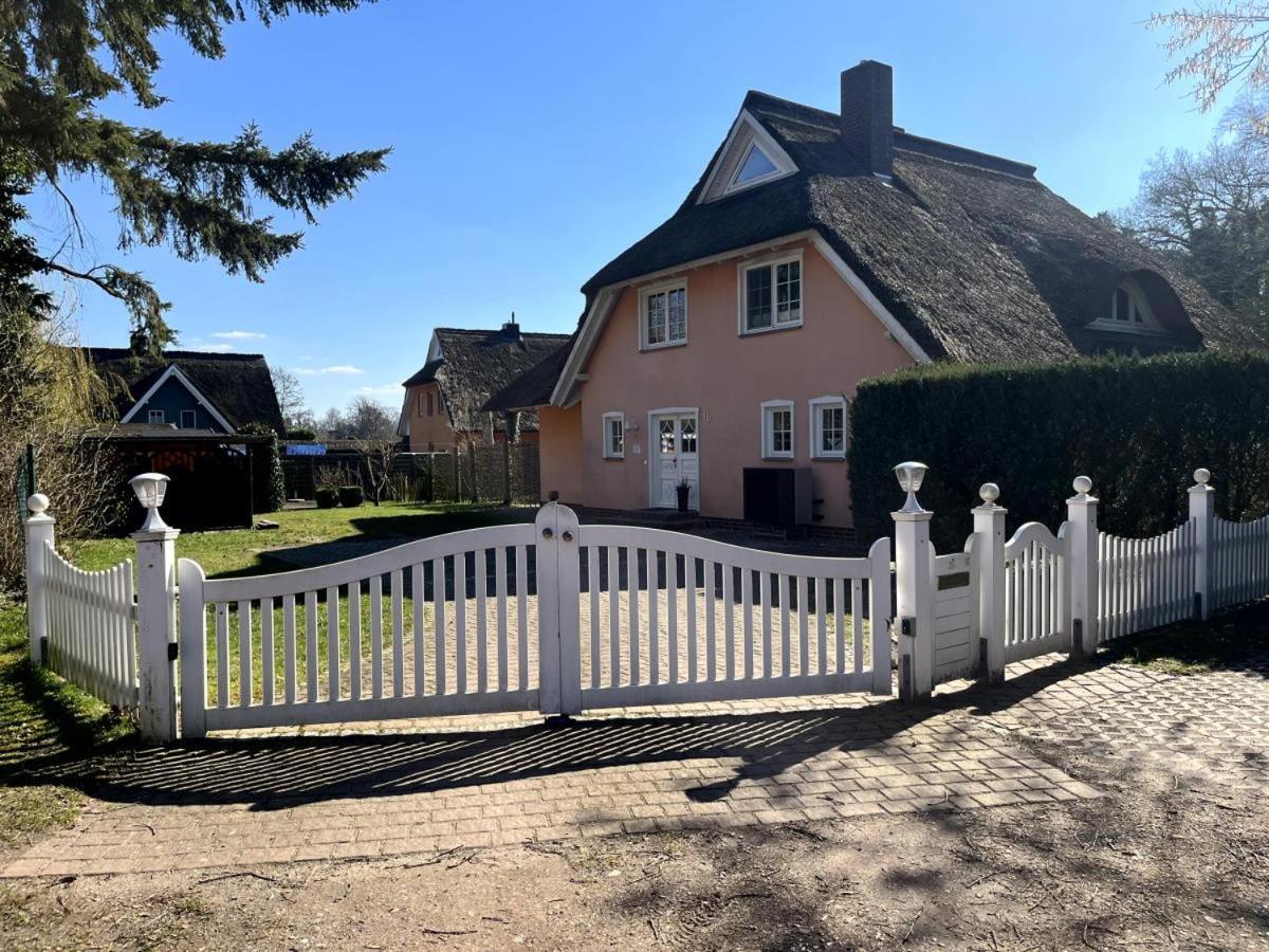 Ferienwohnung Lasse in Wieck Exterior foto